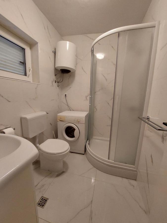 סווטי יוראי Apartments Pintar מראה חיצוני תמונה